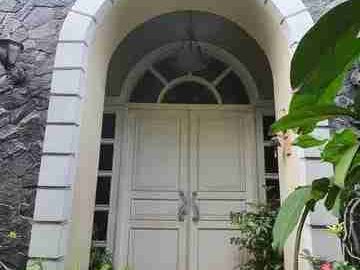 Rumah Mewah diKomplek Premium Gedung Hijau Pondok Indah Jakarta Selatan