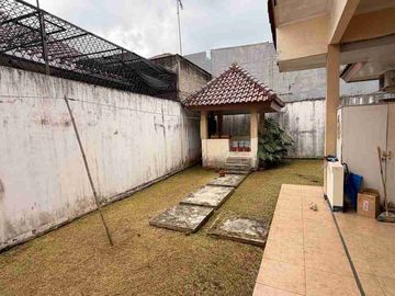 DIJUAL – Hunian Asri Halaman Super Lapang di BSD City 🏠🌿✨