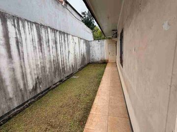 DIJUAL – Hunian Asri Halaman Super Lapang di BSD City 🏠🌿✨