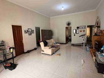 DIJUAL – Hunian Asri Halaman Super Lapang di BSD City 🏠🌿✨