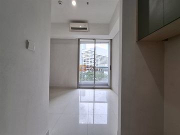 Unit Langka Sewa Studio Unfurnished di Taman Anggrek Residences Terhubung ke Mall Hublife, Taman Anggrek, Central Park, Tol Dalam Kota