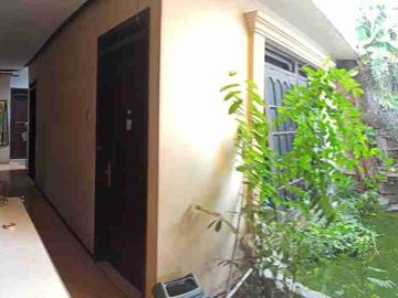 Rumah Induk Plus Kost Aktif Strategis Dekat Kampus Jogja