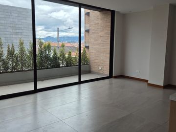 DUPLEX TRES HABITACIONES CENTRO HISTÓRICO CUENCA