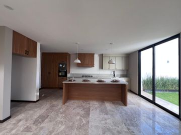 CASA EN VENTA SAN ANGEL 5 GALAXIA 134