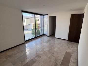 CASA EN VENTA SAN ANGEL 5 GALAXIA 134