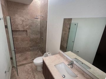CASA EN VENTA SAN ANGEL 5 GALAXIA 134