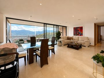 Apartamento en Arriendo en Cola de Zorro , Poblado Medellin Antioquia