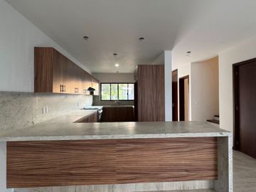 Casa nueva en renta c Roof Garden en Bosquetto | Zona Solares - Bosques Vallarta