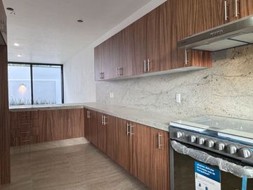 Casa nueva en renta c Roof Garden en Bosquetto | Zona Solares - Bosques Vallarta