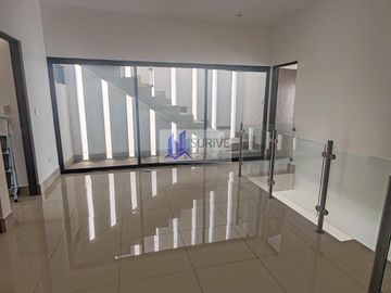 CASA RENTA PRIVADA DALIA EL YERBANIZ EL BARRIAL SANTIAGO CARRETERA NACIONAL