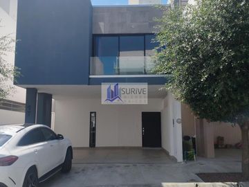CASA RENTA PRIVADA DALIA EL YERBANIZ EL BARRIAL SANTIAGO CARRETERA NACIONAL