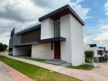VENTA CASA PUNTA SAN LUIS $12,500,000