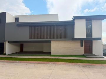 VENTA CASA PUNTA SAN LUIS $12,500,000