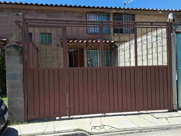 Bonita casa 2 pisos