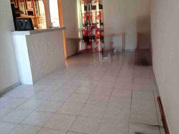 Bonita casa 2 pisos