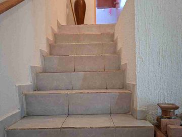 Bonita casa 2 pisos