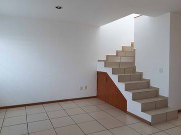 casa renta Parque Arrayanes Zapopan Jalisco