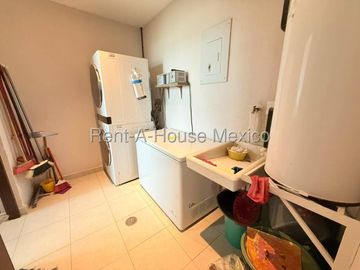 RENTA DEPARTAMENTO JURIQUILLA AMUEBLADO WISE LIVING.
