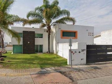 BONITA CASA EN VENTA, GRAN OPORTUNIDAD DE COMPRA!!