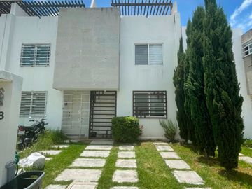 CASA COORDILLERA CON ROOF GARDEN