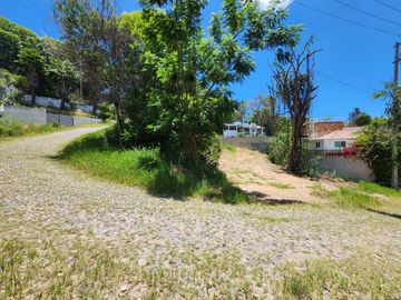 LOTE CAMELIA II MANZANA III ubicado en el FRACCIONAMIENTO RANCHO SAN DIEGO, IXTAPAN DE LA SAL, PUEBLO MÁGICO, Estado de México.