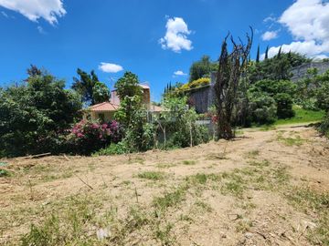 LOTE CAMELIA II MANZANA III ubicado en el FRACCIONAMIENTO RANCHO SAN DIEGO, IXTAPAN DE LA SAL, PUEBLO MÁGICO, Estado de México.