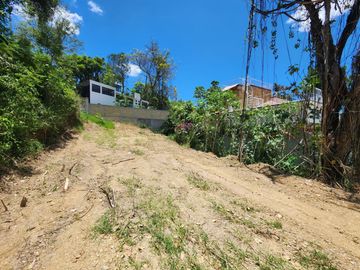 LOTE CAMELIA II MANZANA III ubicado en el FRACCIONAMIENTO RANCHO SAN DIEGO, IXTAPAN DE LA SAL, PUEBLO MÁGICO, Estado de México.