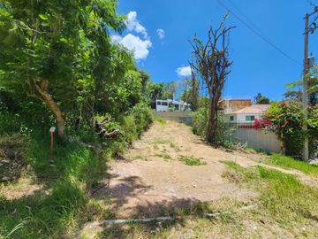LOTE CAMELIA II MANZANA III ubicado en el FRACCIONAMIENTO RANCHO SAN DIEGO, IXTAPAN DE LA SAL, PUEBLO MÁGICO, Estado de México.