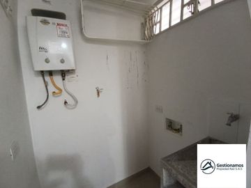 Apartamento en arriendo Loma del Indio Medellín