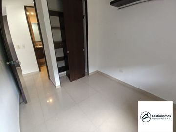 Apartamento en arriendo Loma del Indio Medellín