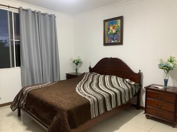 Alquilo Departamento Amoblado de 3 Dormitorios en Terranostra