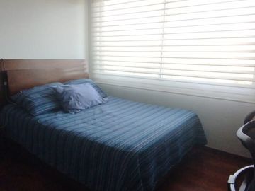 EN VENTA CASA VALLERROBLEDO ESQUINERA