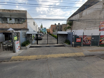 VENTA DE CASA EN GUADALAJAR JALISCO FRACC JARDINES DEL SAUZ