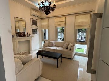 Rumah Mewah Fully Furnished Dalam Perumahan Bale Hinggil Jalan Kaliurang Km6 Ngaglik Sleman