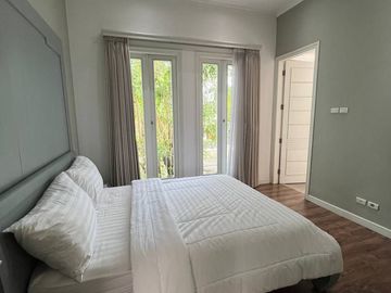 Rumah Mewah Fully Furnished Dalam Perumahan Bale Hinggil Jalan Kaliurang Km6 Ngaglik Sleman