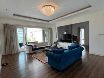 Rumah Mewah Fully Furnished Dalam Perumahan Bale Hinggil Jalan Kaliurang Km6 Ngaglik Sleman