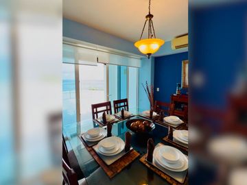 Departamento con vista al mar, muelle y amenidades, en Peninsula Grand, venta