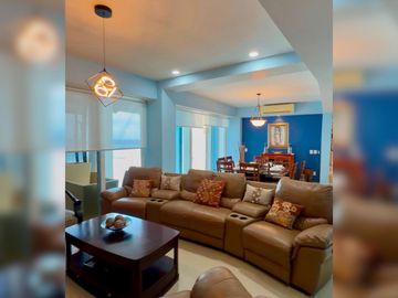 Departamento con vista al mar, muelle y amenidades, en Peninsula Grand, venta