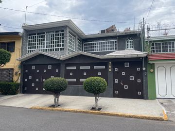 CASA EN VENTA EB VALLE CEYLAN
