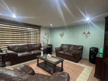 CASA EN VENTA EB VALLE CEYLAN