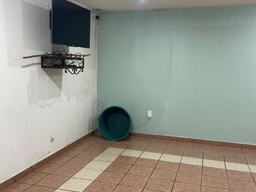 CASA EN VENTA EB VALLE CEYLAN