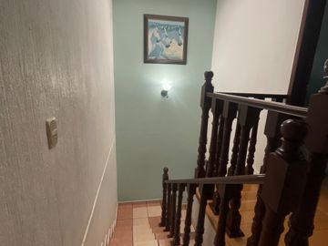 CASA EN VENTA EB VALLE CEYLAN