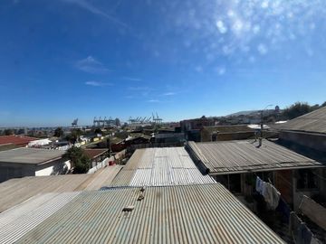 SE VENDE PROPIEDAD EN BARRANCAS