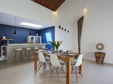 ID:H-149 Disewakan Luxury Villa Umalas Kerobokan Bali Dekat Seminyak Kuta  Denpasar Canggu