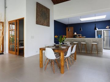 ID:H-149 Disewakan Luxury Villa Umalas Kerobokan Bali Dekat Seminyak Kuta  Denpasar Canggu