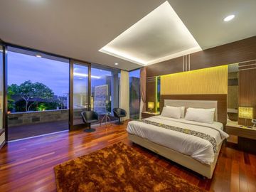 ID:H-151 Disewakan Villa Luxury Nusa Dua Kuta Selatan Bali Dekat Jimbaran Ungasan Uluwatu