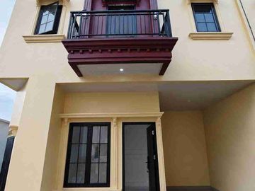 RUMAH TERMURAH CLASSIC MINIMALIS DALAM CLUSTER DI JAGAKARSA JAKSEL