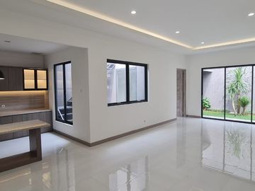 DIJUAL Rumah Baru Cantik Luas Perumahan Komplek Cipinang Elok 2,  Jatinegara, Jaktim