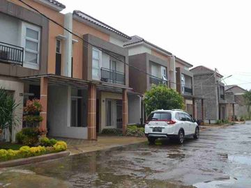 Rumah Luxury Siap Huni Strategis di Jatimurni, Bekasi
