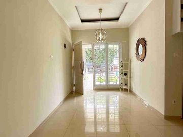Rumah Luxury Siap Huni Strategis di Jatimurni, Bekasi